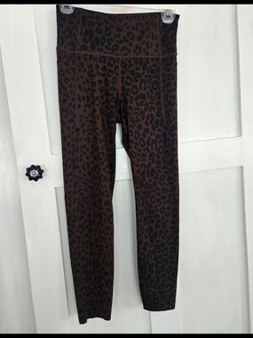 GapFit Recycled Power Brown Leopard Print High Rise Pocket Leggings Size XS